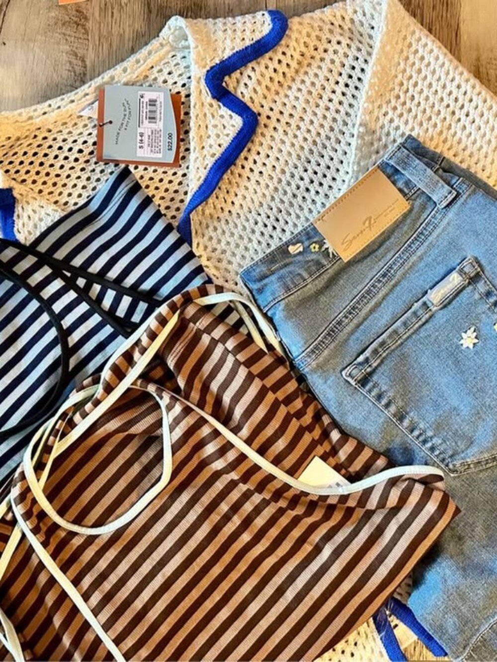 SMALL New Seven7 Shorts, Crochet Cover-up & 2 Tank Tops Bundle